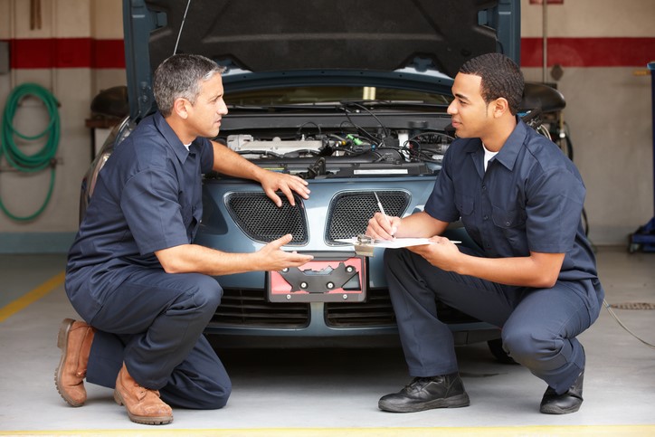 Top 3 Ways Automotive Schools Help You Advance Your Career