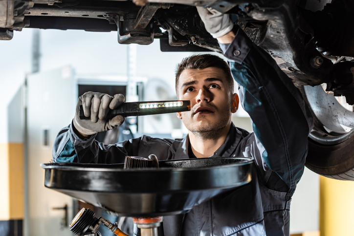 Hard-working auto mechanics can gain more skills and experience, becoming masters in the field